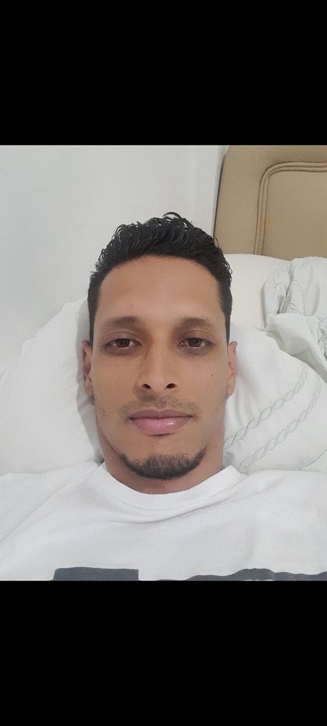 Pedro Gonzalez hot actress image