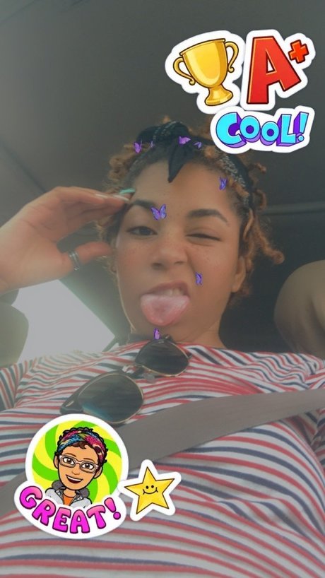 QueenChaos pornstar xxx img