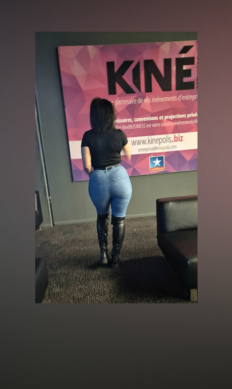 brunette nurse onlyfans nudes gallery