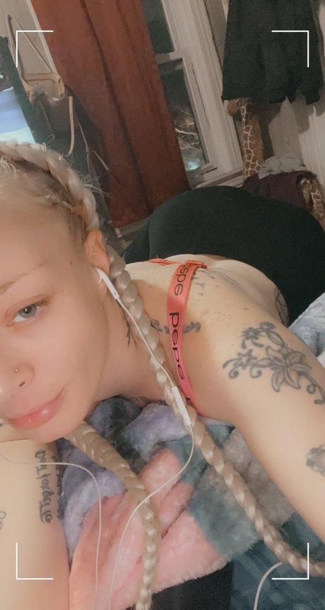 Pretty Pank thang erotic star archive