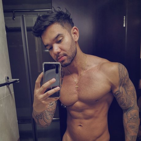 Rickymineiro pornstar hd pic