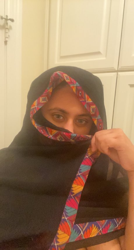 Dani Rizki model hd pictures