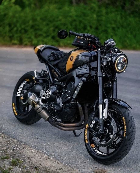 Rico1975 art model photo