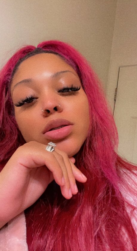 Honeeyyy_ art star archive