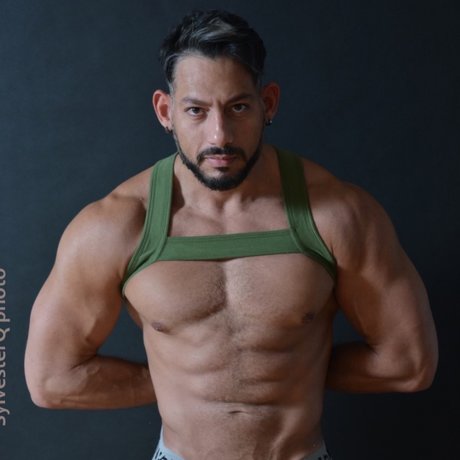 Miguel Rey naked model img