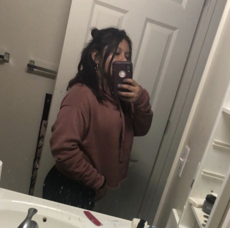 ReSaPa star nude pictures