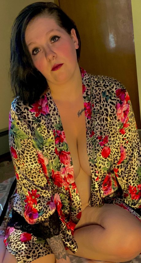 Allie Reann model free image