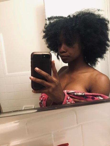 RayRay_ actress picture