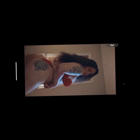 RainesGarden star exclusive pics