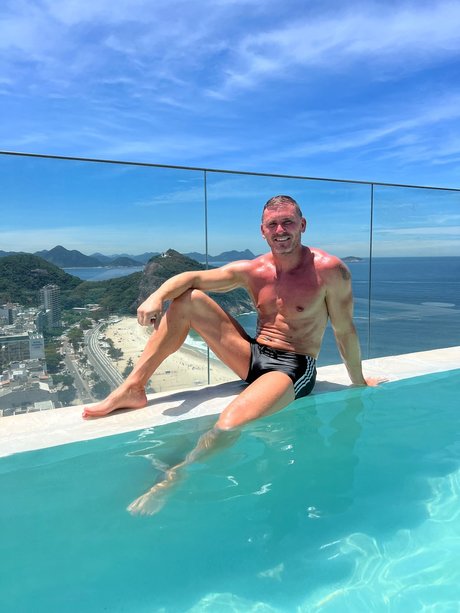 PUSSY HUNTER hot star img