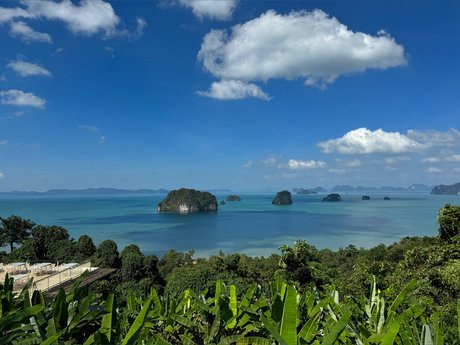 March CMU nice actress photos