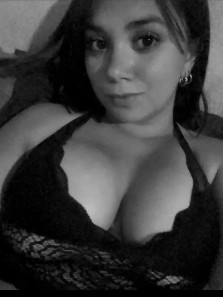 Roro Laady top star image