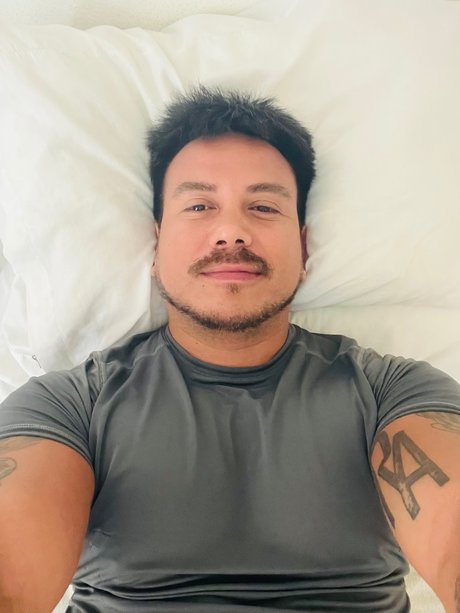 Roi Pineda hd pornstar images