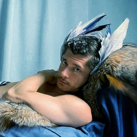 Rocky Vallarta pornstar top pic