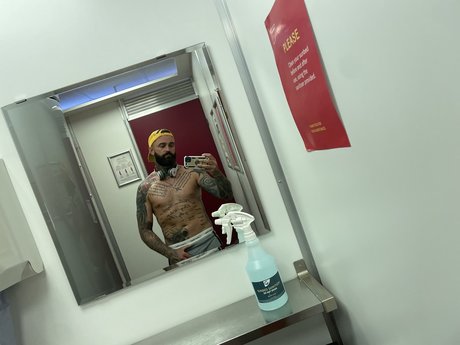 Robbiegaine21 adult actress pic