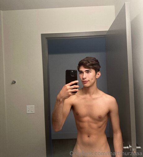 Martin Urzua free star pictures