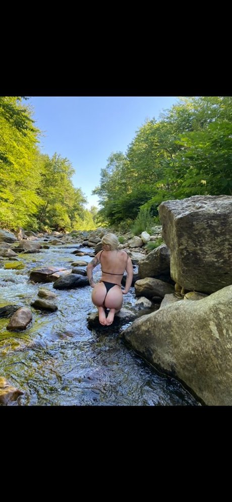 molly model best img