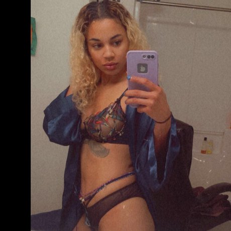 Martha DiFine Escobar_ model beautiful pic