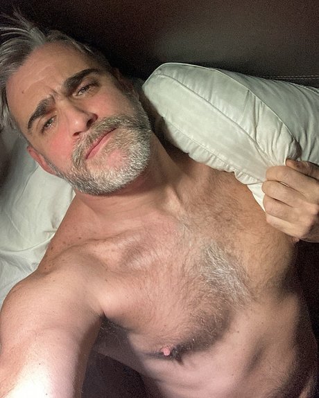 THE NASTY BAT model erotic pics