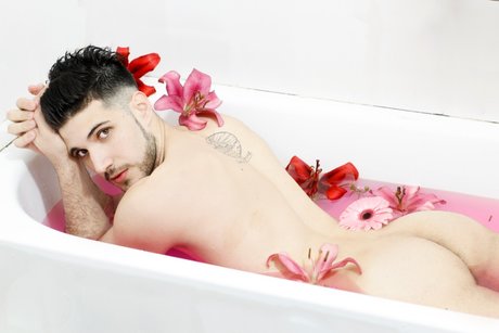 Mario Medina star art archive