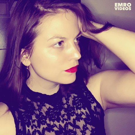 Marina Amdream star erotic image