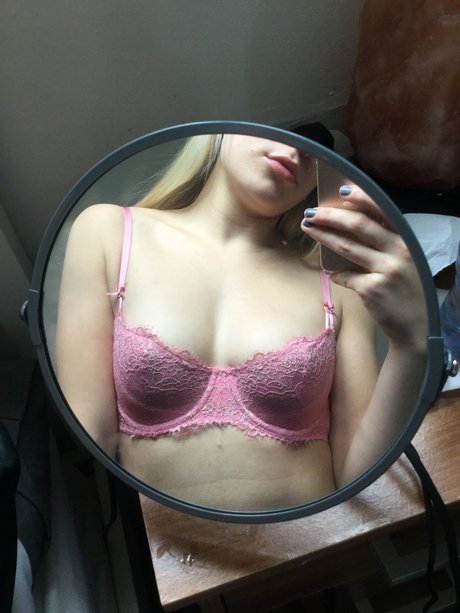 Babe Vicky star xxx archive