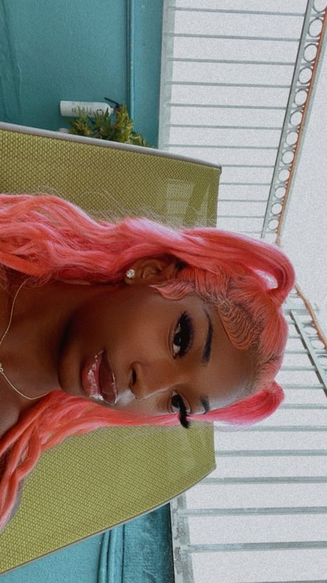 Bambii Dollazz pornstar pretty pictures