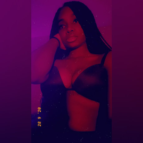 Omnisexual Babe pornstar nice pic