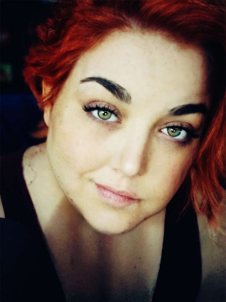 Miss Mava pornographic actress picture