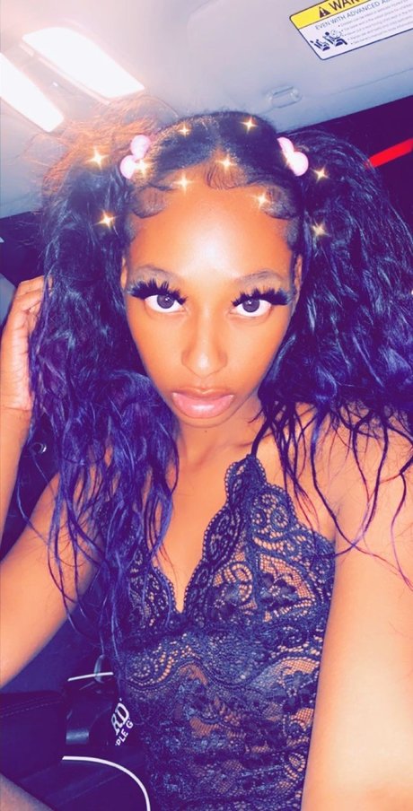 Mauvebaby hot star photos