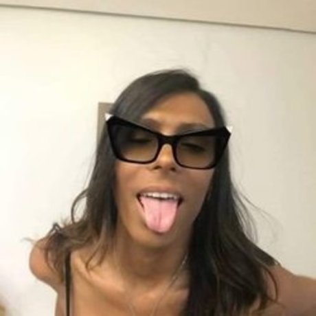 Dianna Banana_ star pornographic photos