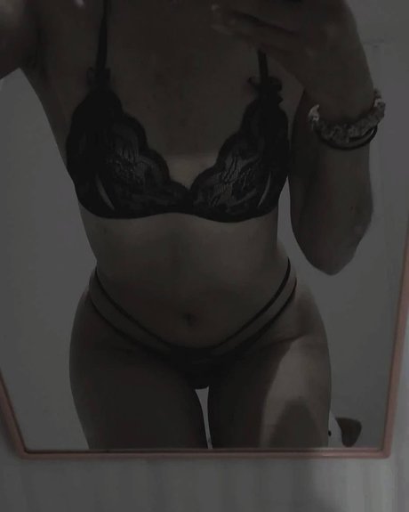 Kazuki Nya uwur pretty model pics