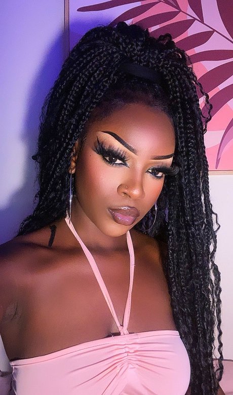 Chocolatt_ model nude gallery