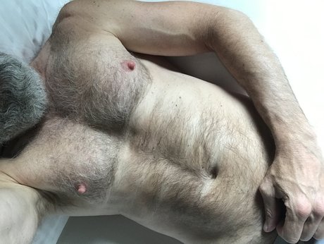 mature hairy sexy model image