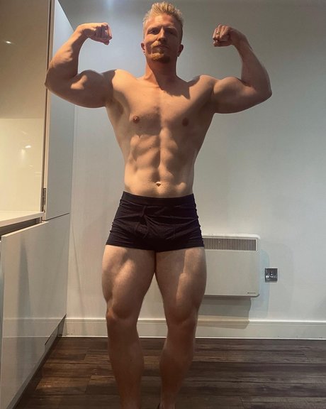 Matt Kitson free star gallery