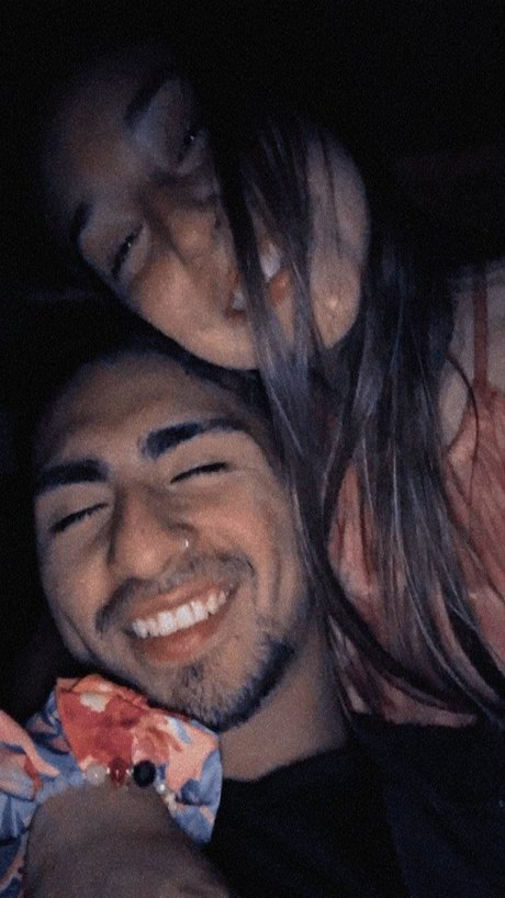 LunadeMiel free pornstar picture