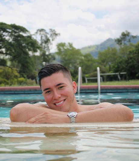 MathewRodes sex model archive