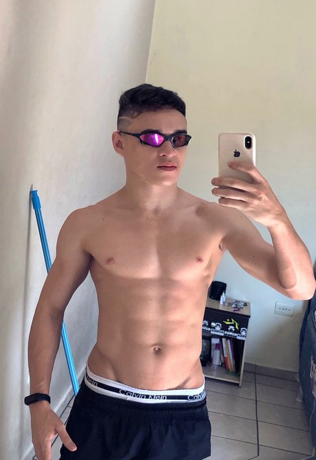 _THEUSLUCCAS nude pornstar photos