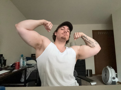 MasterUltimateGod model nudes pictures