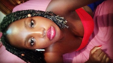 _SexyRueGirl_ model art galleries