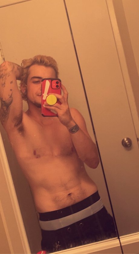 MasterJSmil3s pornstar nudes photo