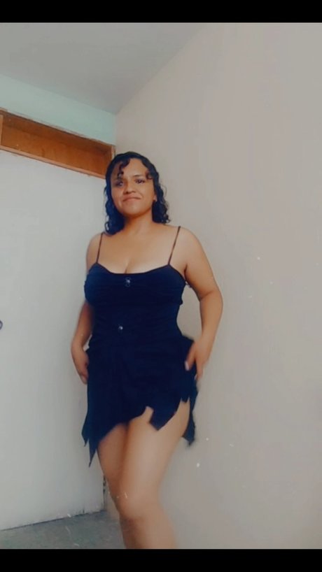 Angels Heart pornstar pics