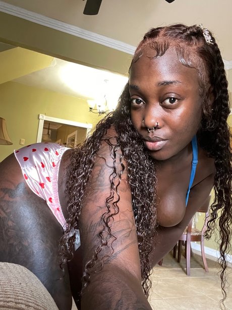 Freaky Blackshaa TheFox_ erotic star pics