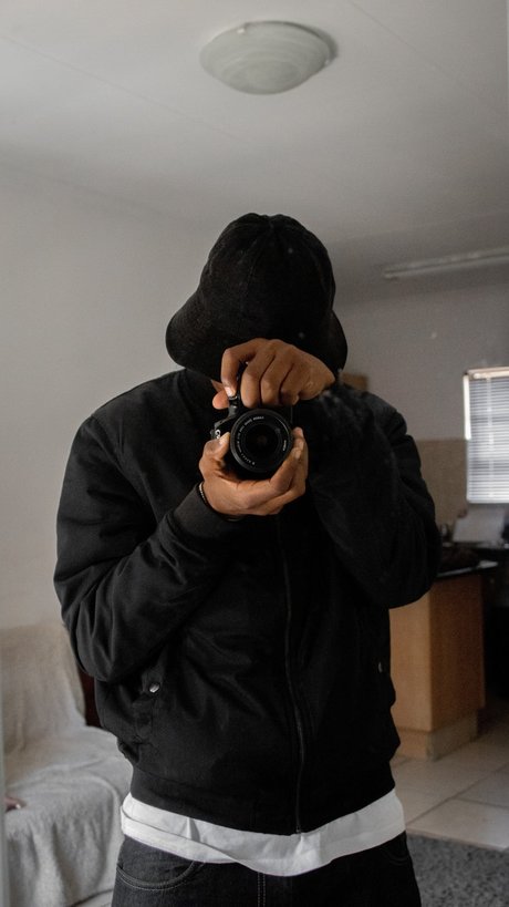 BANKS GALORRE sexy pornstar pics