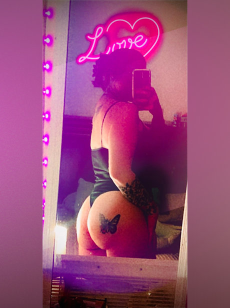 Blair_ model high quality picture