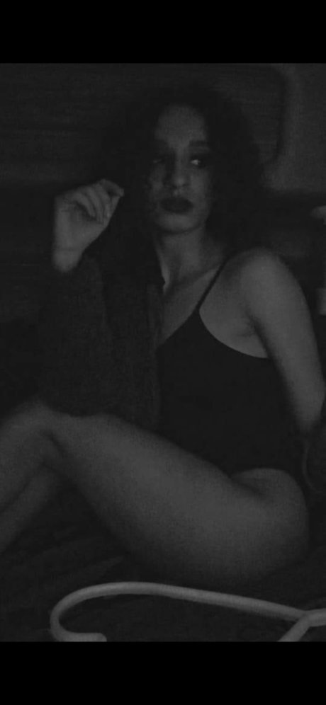 MEDUSA_ model xxx pictures