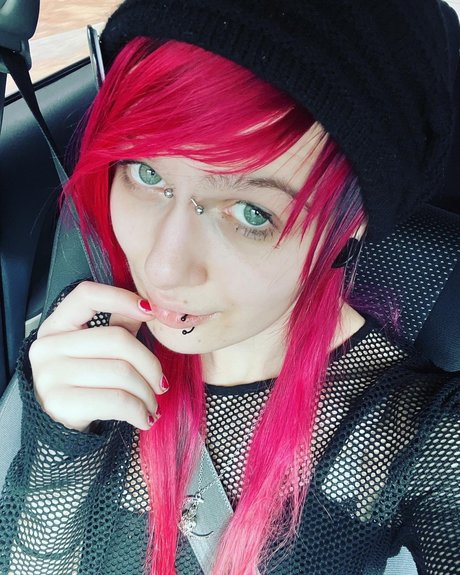 Kandi Massacre model nude archive