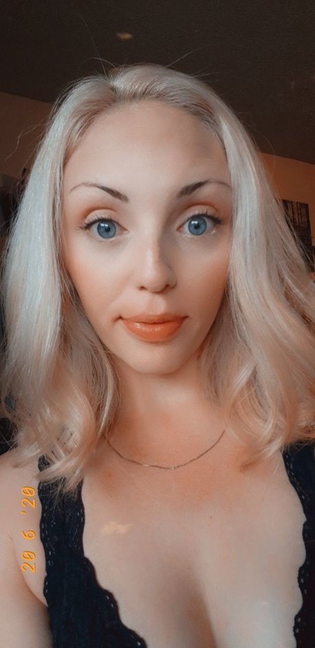 Meadow pretty pornstar pics