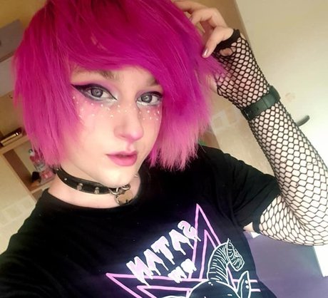 Maya Fae beautiful actress picture