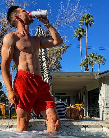 Max Shepard star hd archive